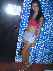 Hung and sprung Ladyboy whore Jenifer shorttimed on Soi 6 - Asian ladyboys porn at Thai LB Sex