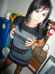 Love Note Gooey Sperm - Asian ladyboys porn at Thai LB Sex