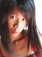 Enjoy your erotic vacations with this romantic Thai ladyboy - Asian ladyboys porn at Thai LB Sex